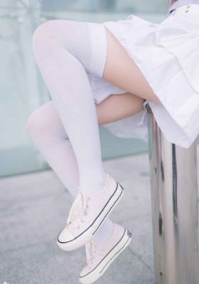 《漂亮的女邻居》未删减_HD免费观看电视剧